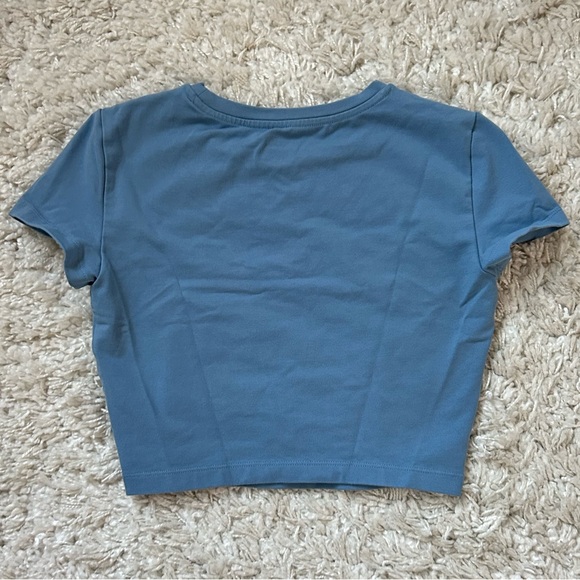 Aritzia TNA Hold-It Ortiz Cropped T-Shirt — Stratus Blue - Picture 9 of 12